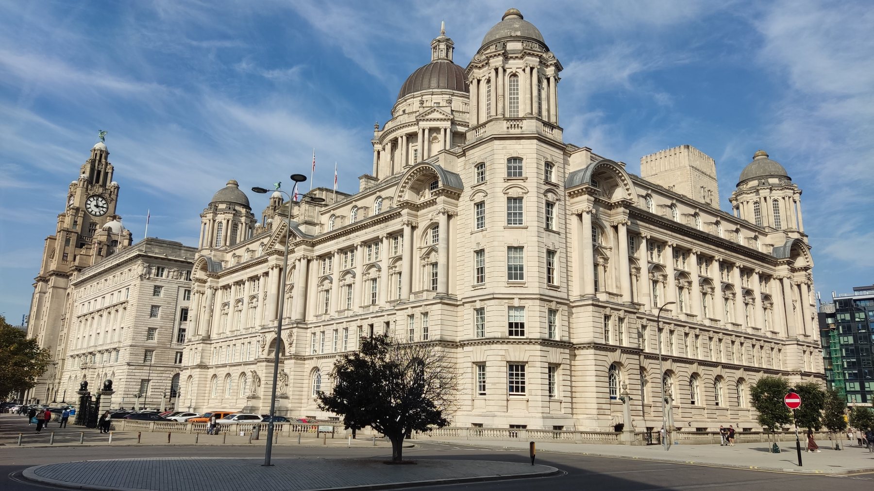 The Three Graces and Liverpool civic architecture